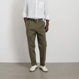 Alex Mill Standard Pleated Chino Pant in Army Green Size 38